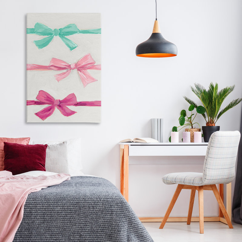 Ribbon Bows Trio, conception de Lanie Loreth, H 30 po x l 20 po