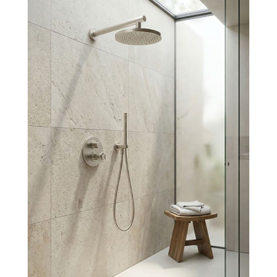 Système de robinet de douche à pluie avec poignée à main en nickel brossé Lucia