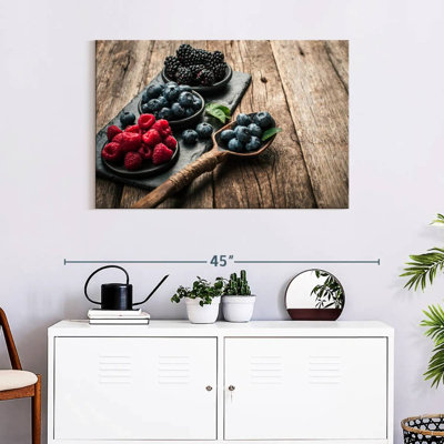 Yarlin Berry Platter