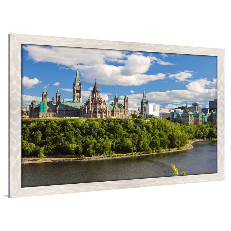 «Oh Canada», reproduction de photo encadrée, H 21,5 po x l 27,5 po x P 0,75 po, Cadre crème délavé