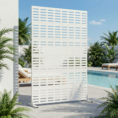 Outdoor Metal Privacy Screen by Dovelina