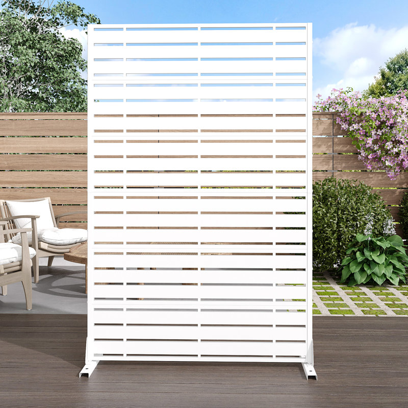 72"x 47" Outdoor Metal Privacy Screen, White