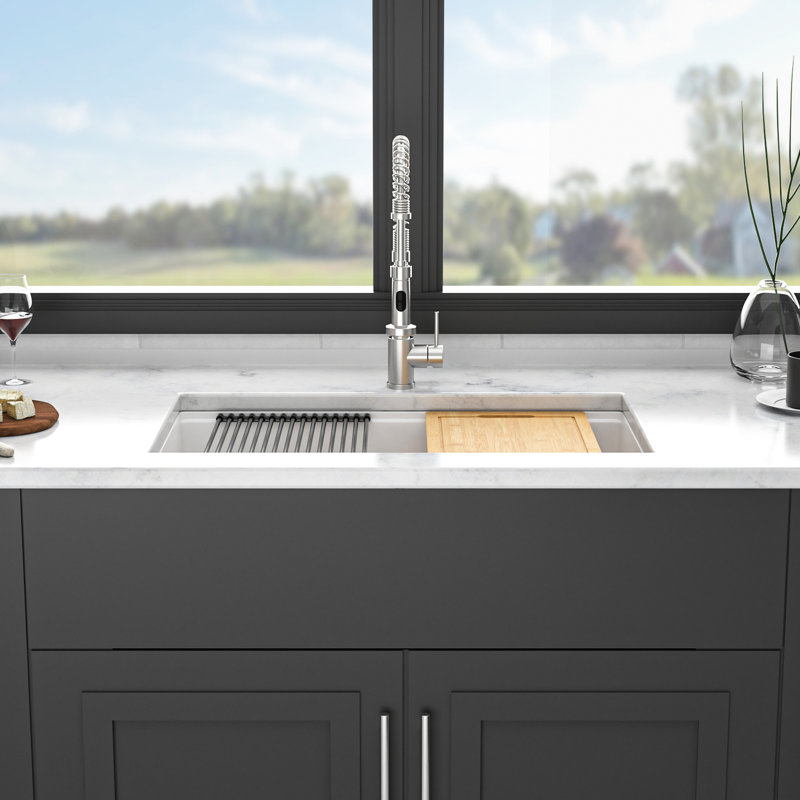 Évier de cuisine en quartz 33 po x 19 po blanc - poste de travail robuste avec ensemble de fonctions en granite