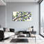Plantes et fleurs - branche de bleuet avec feuilles vertes et baies mauves-388642263