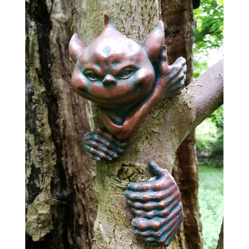 Bedard Plastic Garden Statue