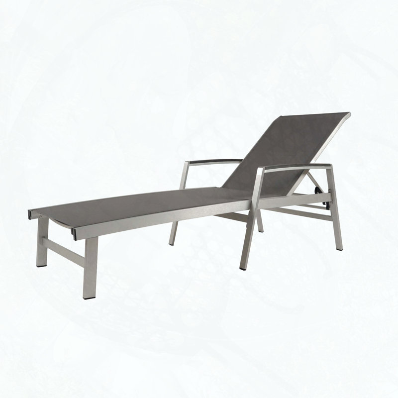 Ensemble de chaises longues Oxton avec structure en aluminium et sièges en filet, Gris