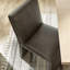 Chaise d'appoint en cuir Emory-117628605