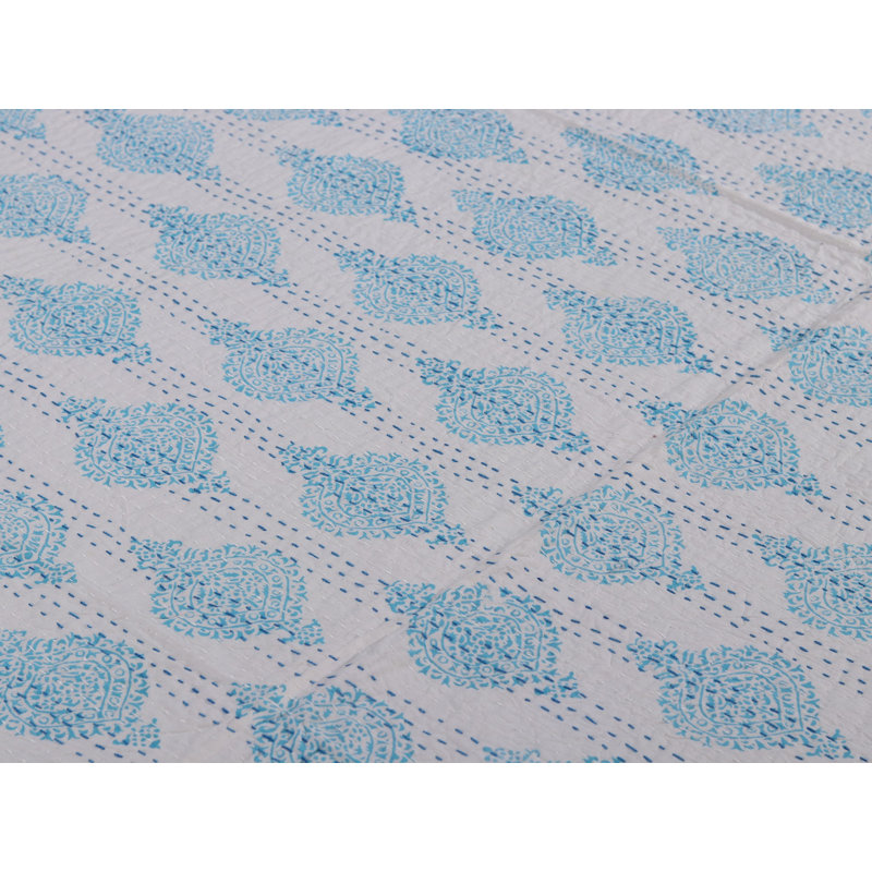 Couvre-lit grand à motif marocain Kantha-Stitch à motif marocain 100% coton, imprimé bleu clair, fabriqué à la main par Jaipur