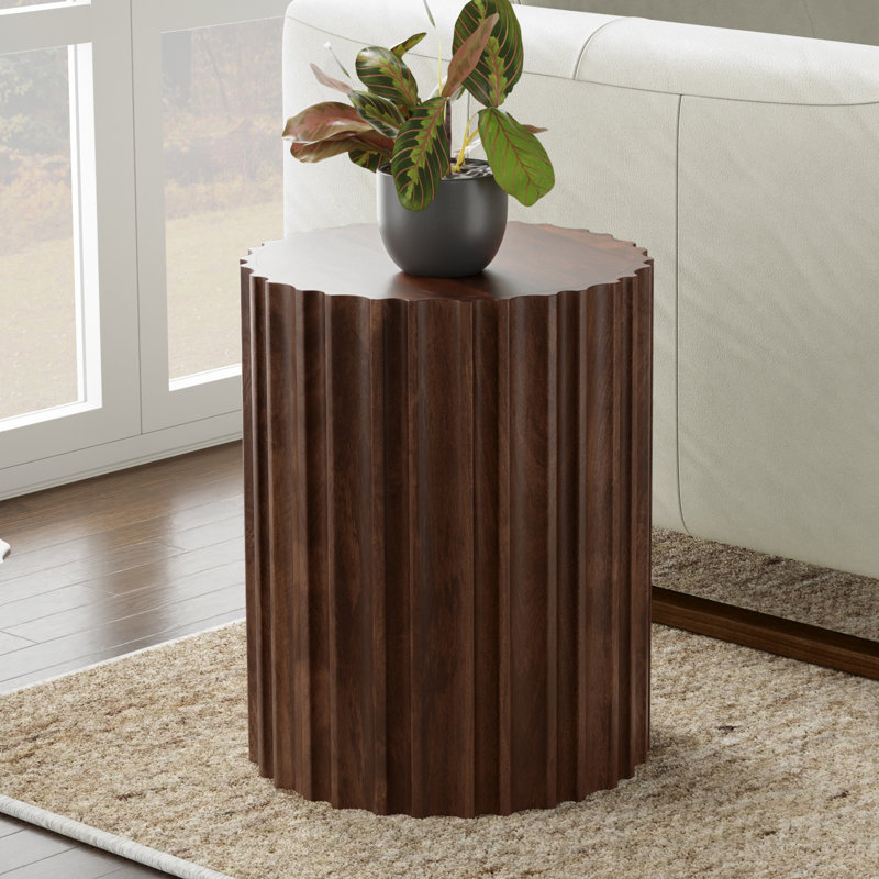 Table d'appoint cannelée en bois de manguier massif l 16 po Rolf, Noyer brun