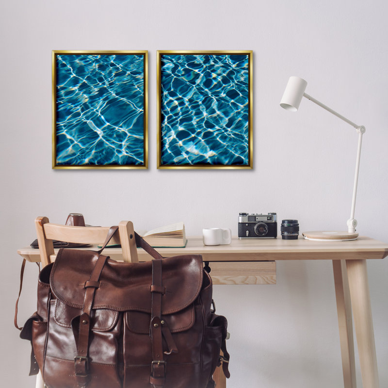 «Inviting Clear Pool Water», ensemble de 2 toiles flottantes encadrées par Justine Milton, Cadre flottant métallique doré