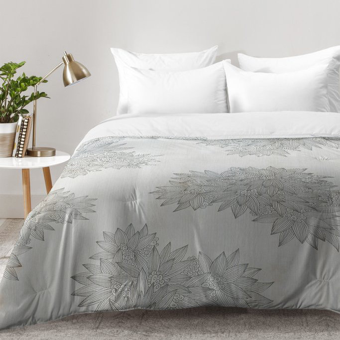 Iveta Abolina Modern & Contemporary Polyester Floral Comforter, Full/Queen Comforter + 2 Standard Shams