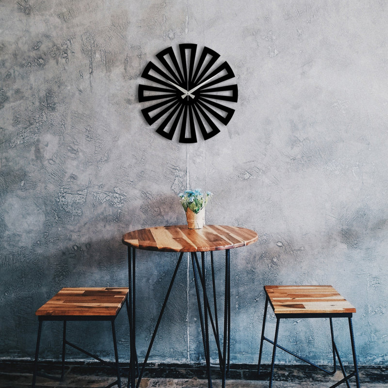 Horloge murale élégante en métal 18,9 po x 18,9 po | Fabrication 100% métal, épaisseur: 0,05 pouce | Nécessite 1 pile AA (non incluse) | Parfait pour les décors modernes et les espaces de vie