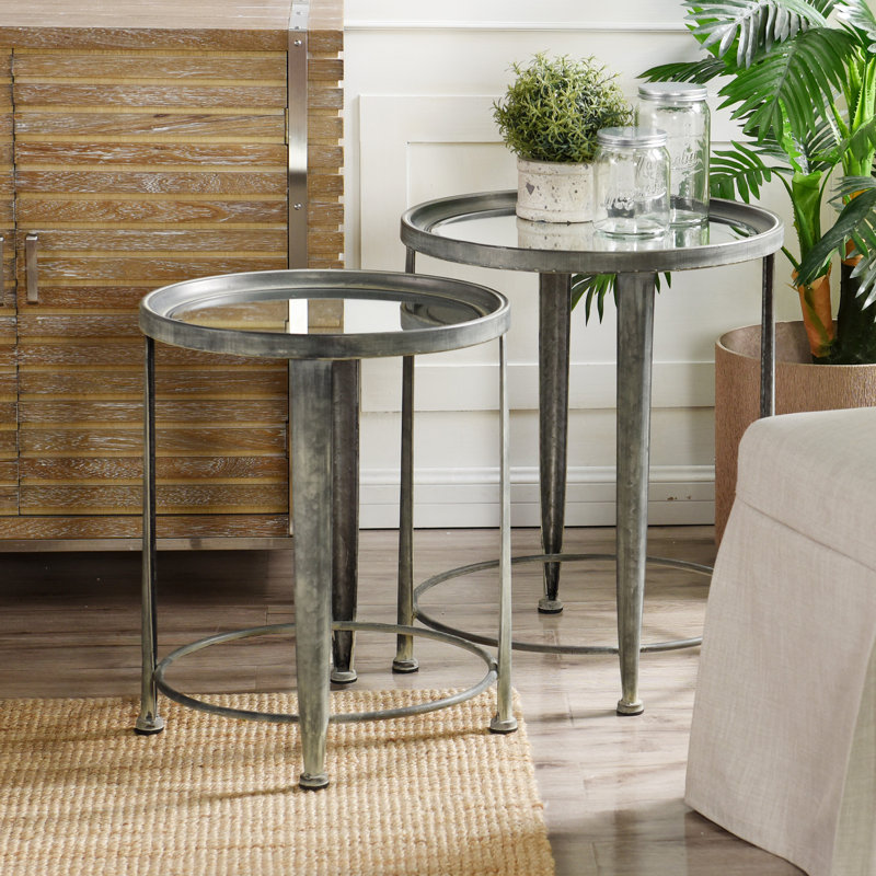 Ensemble de tables de bout Alisandra Creek