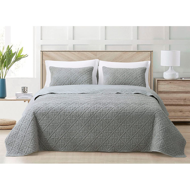 3 - Piece Reversible Floral Quilt Set, Sherpa Blanket with Shams, King Quilt + 2 King Shams, Gray