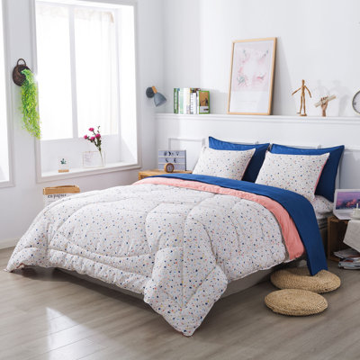 Polyester Channel Comforter