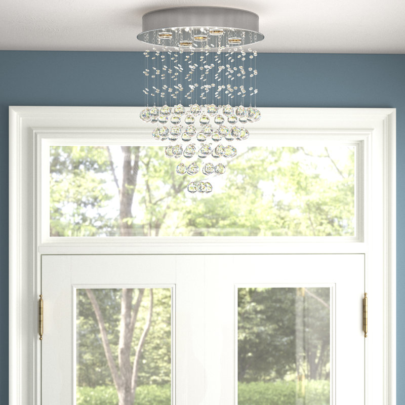 Lustre spectaculaire à 5 lumières avec détails en cristal Hartlyn