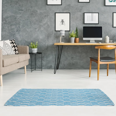 Tapis à chevrons à traits bleus