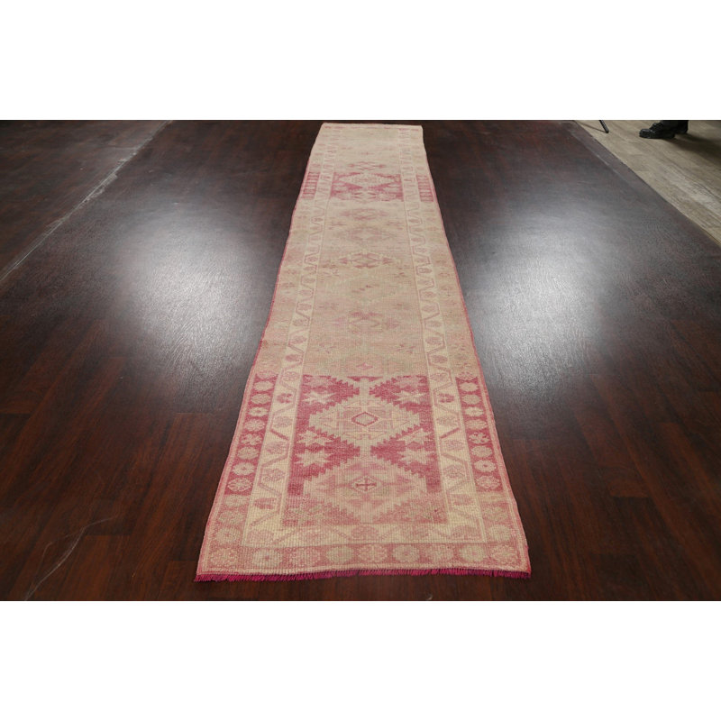Tapis de couloir unique en laine noué à la main de style années 1950 de 2 pi 10 po x 14 pi 4 po beige
