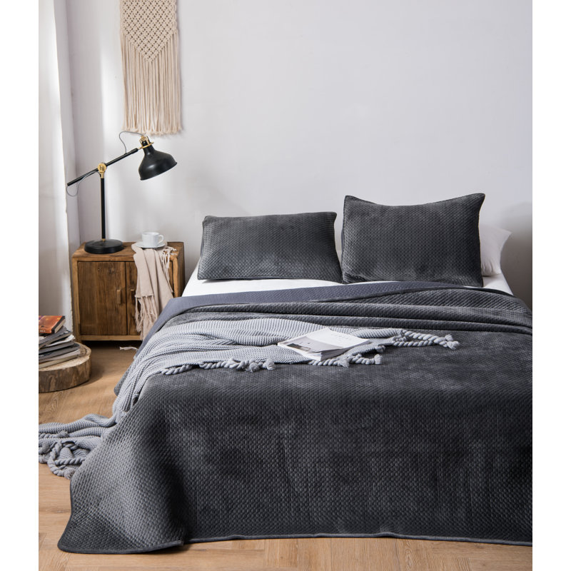 Polyester Velvet Quilt, Queen Coverlet + 2 Shams, Pewter Gray