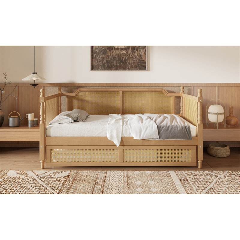 Lit de jour en rotin de style traditionnel avec lit gigogne pour un espace limité