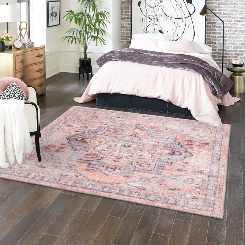 Tapis oriental abricot / rose / gris Engebretson, Carré 5 pi 3 po