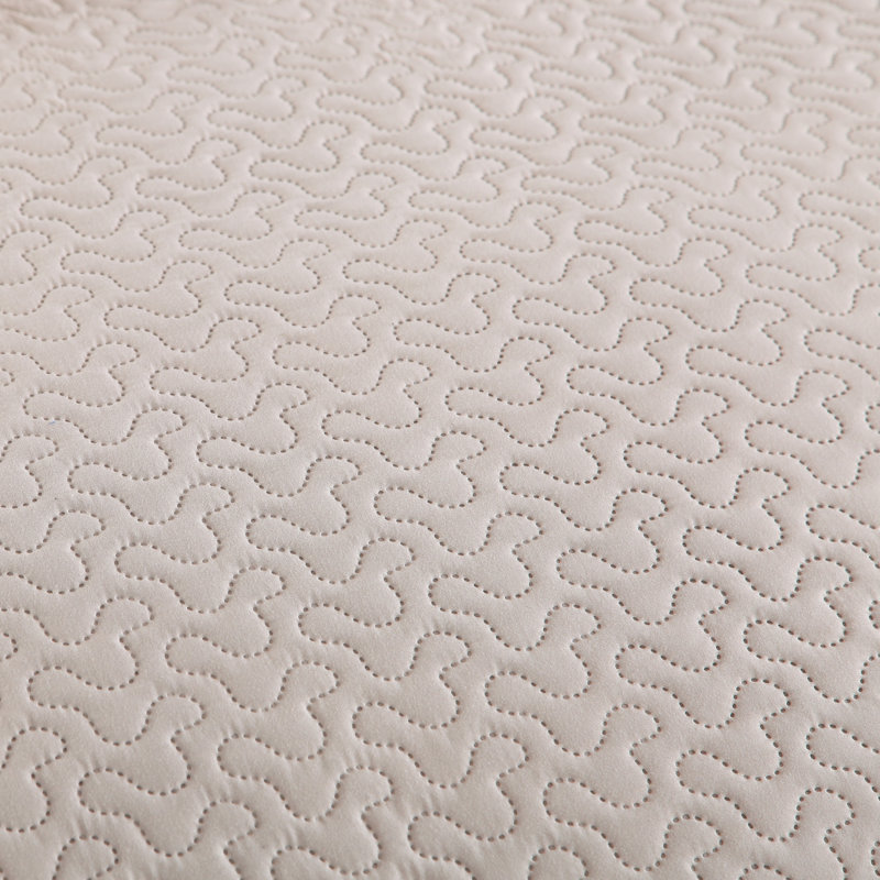 QSM02 Quilt, King Quilt + 2 King Shams, Beige