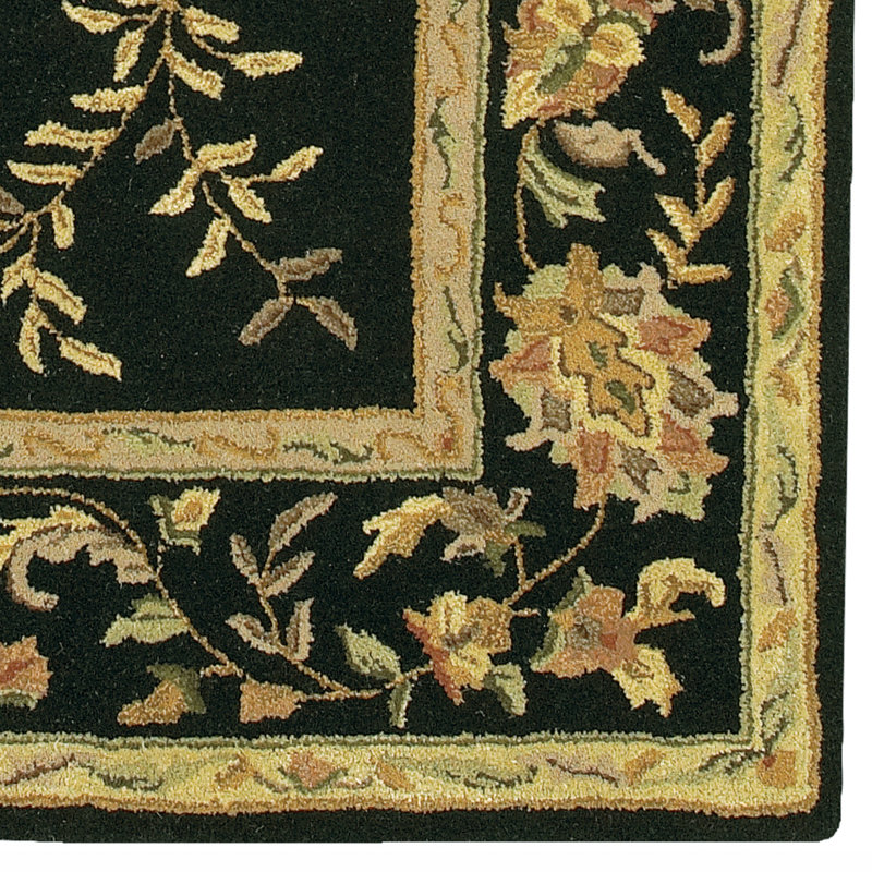 Tapis traditionnel en laine surdimensionné à motif floral noir et doré Helmetta, 5 pi x 7 pi 6 po