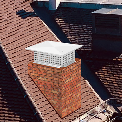 Couvercle de capuchon de cheminée en acier inoxydable 304 - Base réglable pour conduit de cheminée / pare-étincelles en métal, écran pare-pluie et pare-étincelles, trousse d'installation incluse - 13 po x 24 po