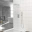 Douche luxueuse de luxe: finition chromée en acier inoxydable pour des averses de pluie relaxantes