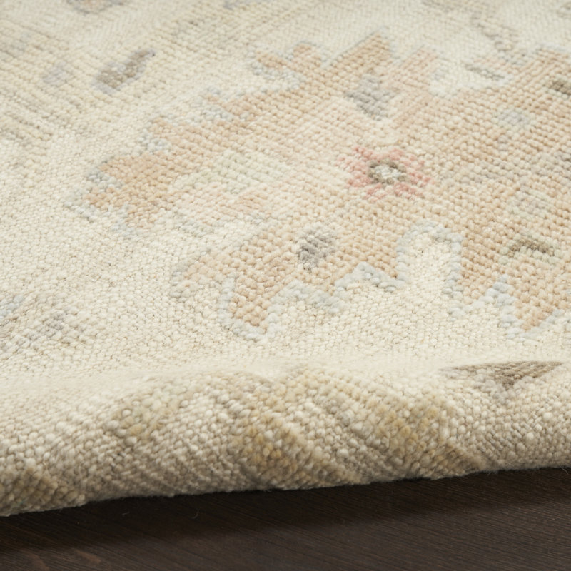 Nourison Teruyo 2' x 3' Ivory Vintage Indoor Rug, Rectangle 2' x 3'