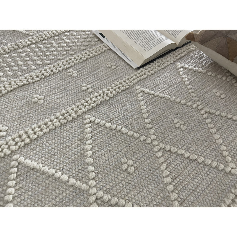 Hixon Moroccan Indoor Rug, Rectangle 5' x 7'