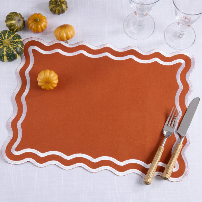 Napperons festonnés brodés (ensemble de 4) - Napperons décoratifs en coton pour tous les jours, 14" W x 20" L, Pumpkin