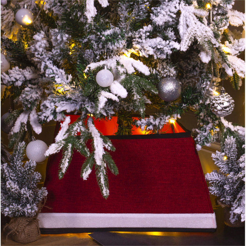 Beckwith Plastic Tree Skirt