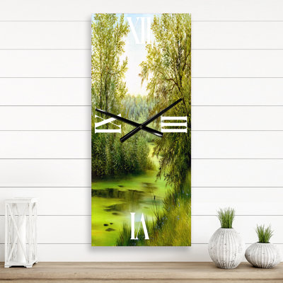Horloge murale étang avec arbres printaniers