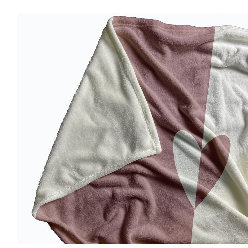 Jeté Modern Heart 30 "x 40" pour la Saint-Valentin, L 50 po x L 60 po, Mauve romantique