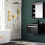 Élégant système de douche de couleur dorée avec accoudoirs: Simulation de pluie naturelle, autonettoyant, profondeur de 11,76 po, tête de douche en laiton, barre coulissante, jets de corps, accoudoir, boyau, garniture de valve et poignées à levier.