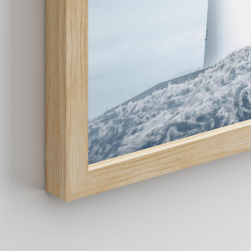 «Beach Hill Washed Out Duotone Pastel White Lighthouse» sur papier, Naturel, H 14 po x l 11 po