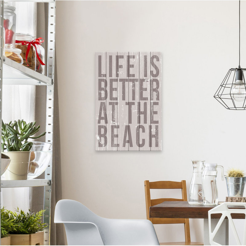 «Life Is Better at the Beach», art textuel sur bois, H 45 po x l 30 po