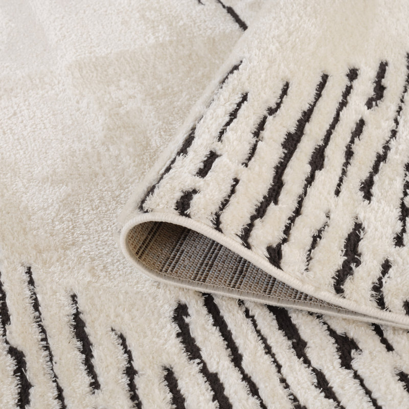 Lenamae Moraccan White Power-Loom Area Rug, Rectangle 7'9" x 9'9"