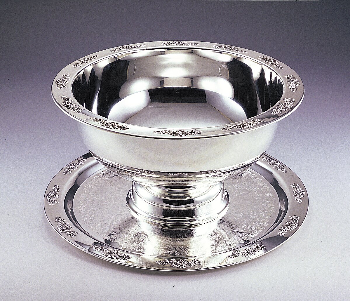 https://assets.wfcdn.com/im/78984352/compr-r85/4415/44159171/alexandria-large-punch-bowl.jpg