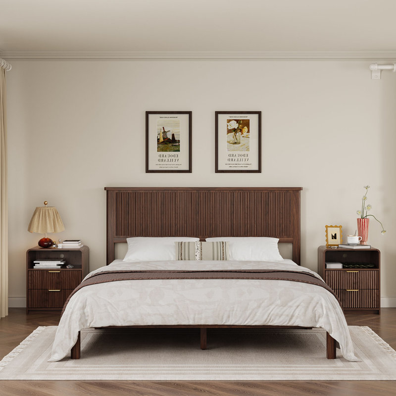 Fluted Nightstand Set Of 2, Scalloped Edges, Bedside Table With Cable Management & Built-In Outlet, Walnut