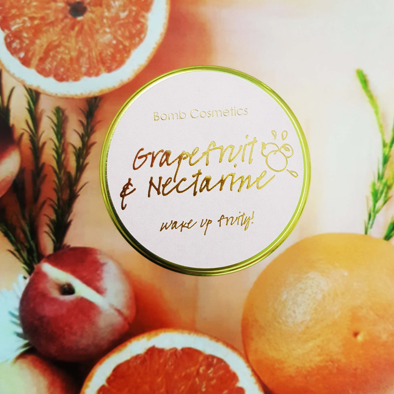 Grapefruit And Nectarine Scented Jar Candle