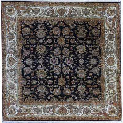 Hand Woven Wool Oriental Area Rug