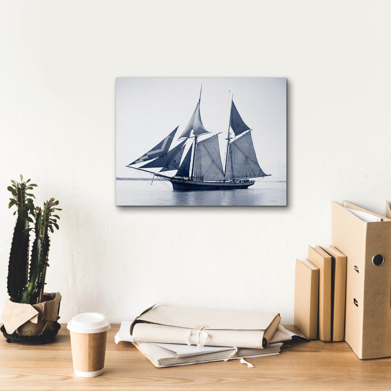 "Indigo Yacht 3" par Stellar Design Studio, H 12 po x l 16 po x P 0,75 po
