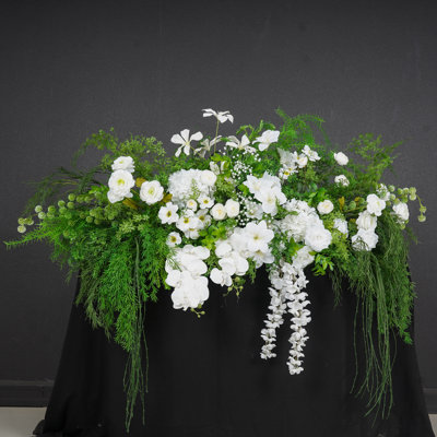 55″ X 43.3″ Artificial Flower Backdrop Floral Row Centerpieces Welcome Area Floral Arrangement-white Flowers With Green Leaves