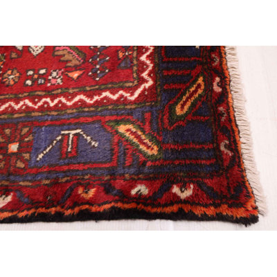 Anadol Black, Red Rug 4'6" x 8'8"