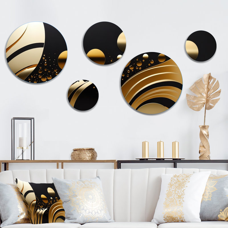 Abstract Wall Decor on Metal
