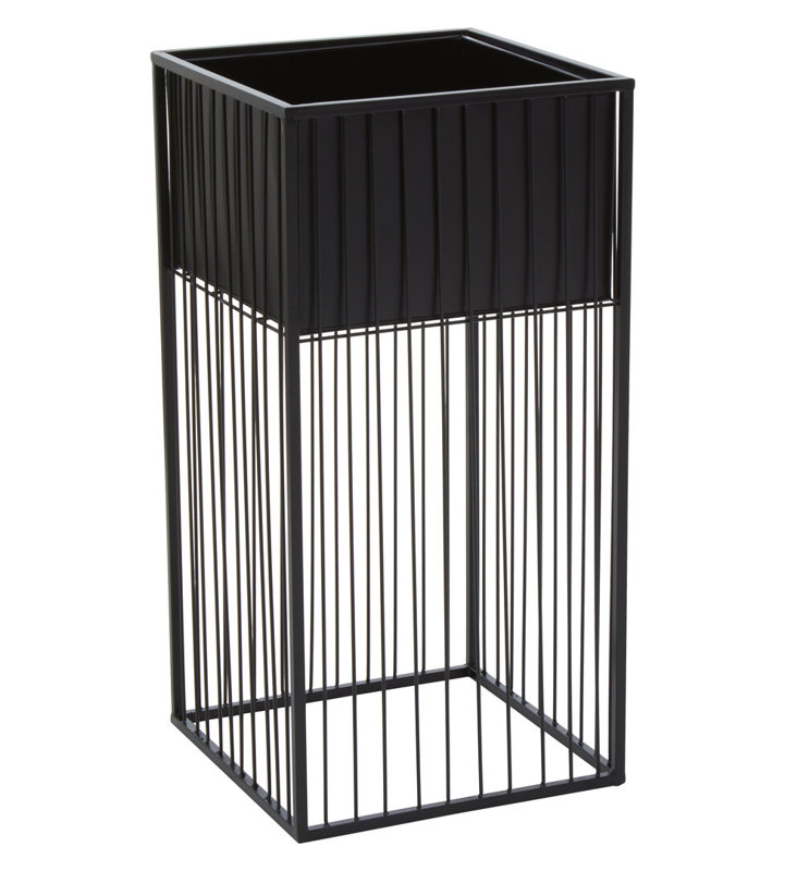Andriea Pot Planter