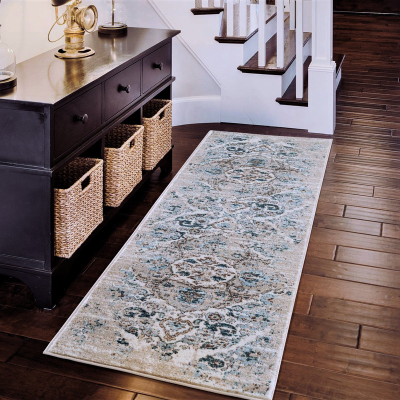 Mogos Oriental Indoor Rug, Runner 2' x 7'