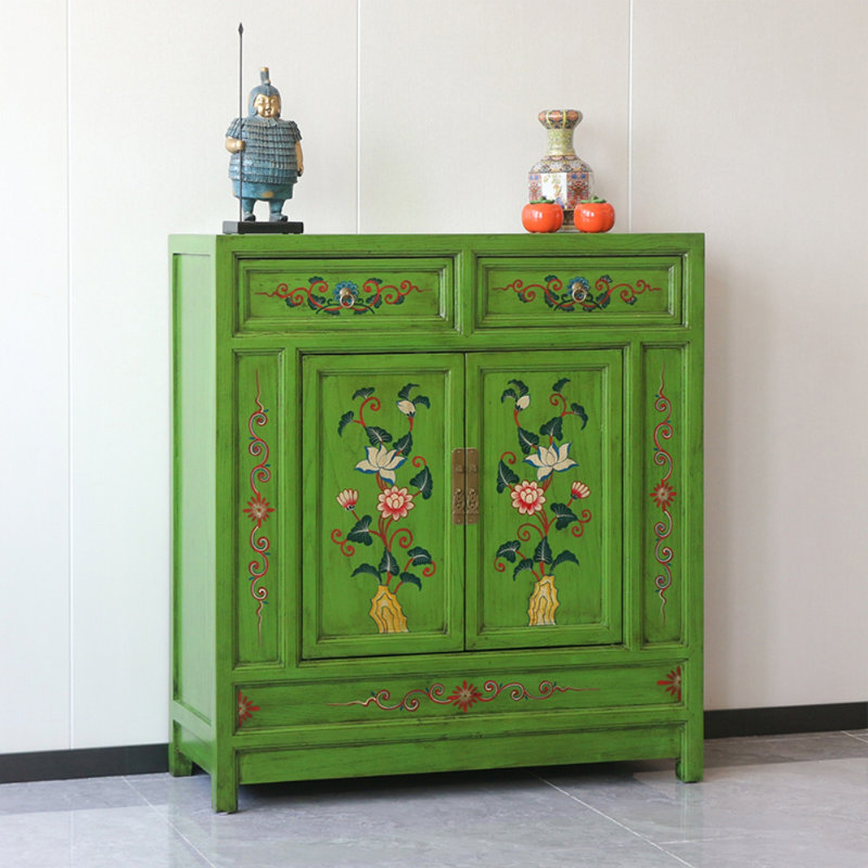Armoire d'appoint antique